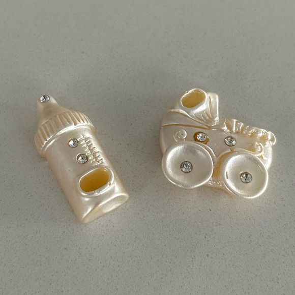 🆓 - 🥀 Donating Soon 🥀 - Vintage Baby Shower Pendant Charms - Free With Purchase - Picture 11 of 13